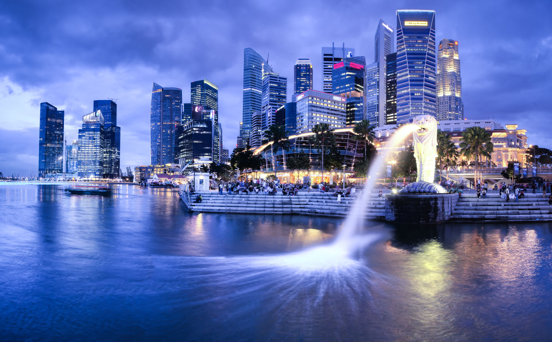 singapore1shutterstock_81012349